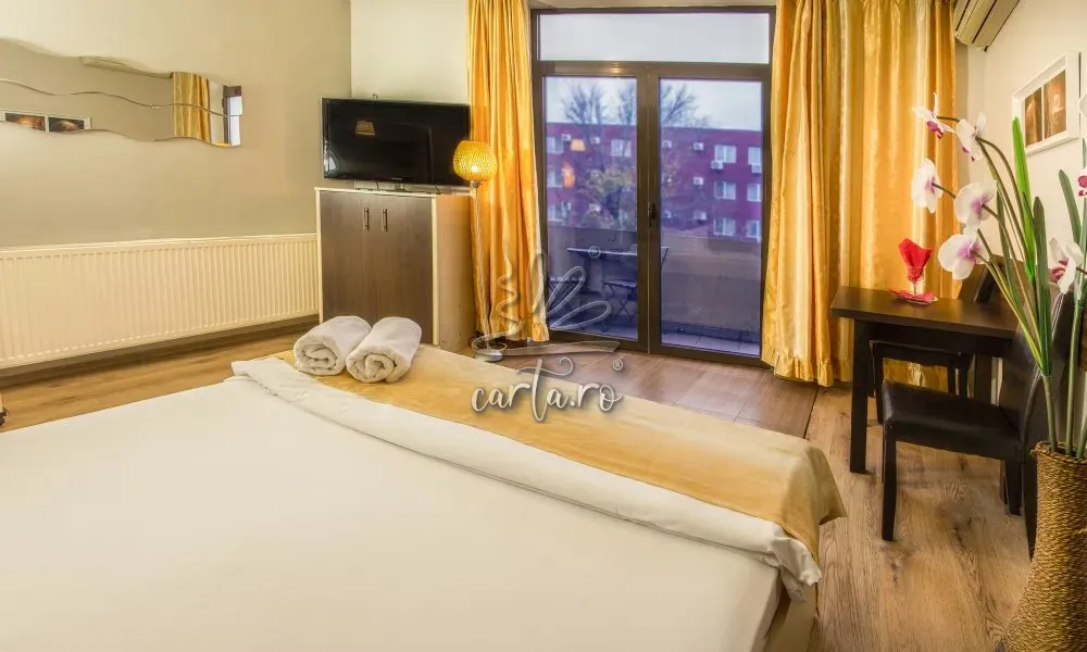Hotel EOS