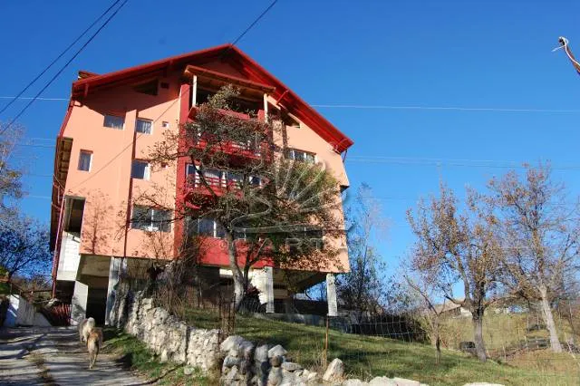 Vila MUNTII BUCEGI & SPA