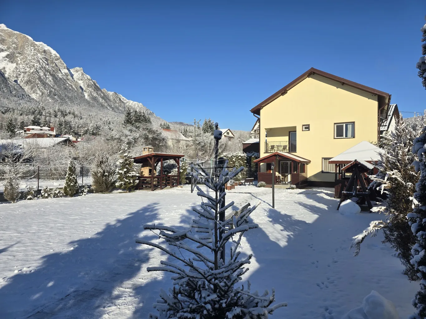 Casa IZVORUL MUNTELUI