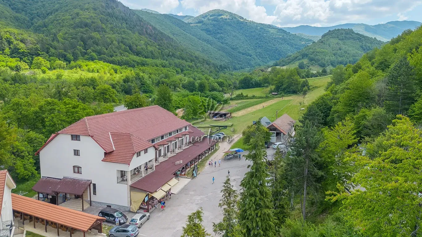 Pensiunea POPASUL URȘILOR