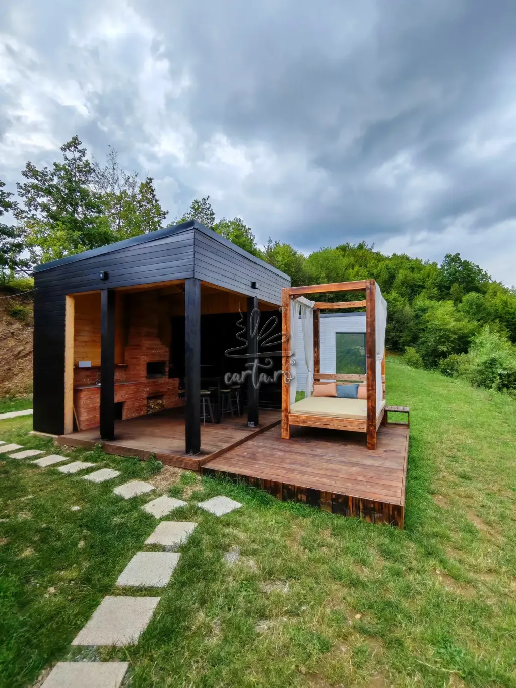 ELYSIUM CABIN